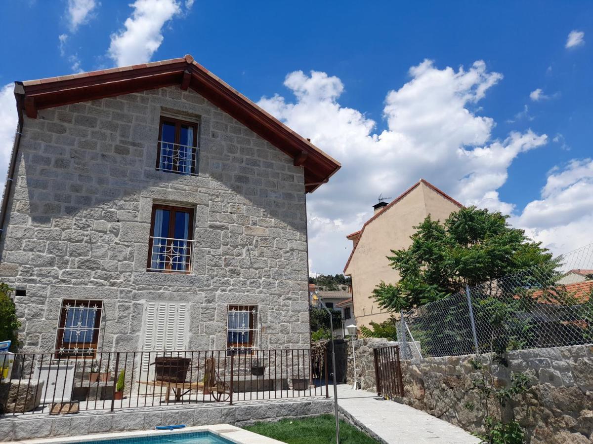 Casa Rural Del Tio Maino Becerril de la Sierra Exterior foto
